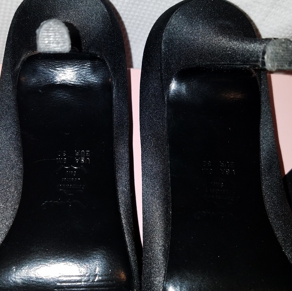 Nina Fulvia Black Dress Shoes - Picture 8 of 8